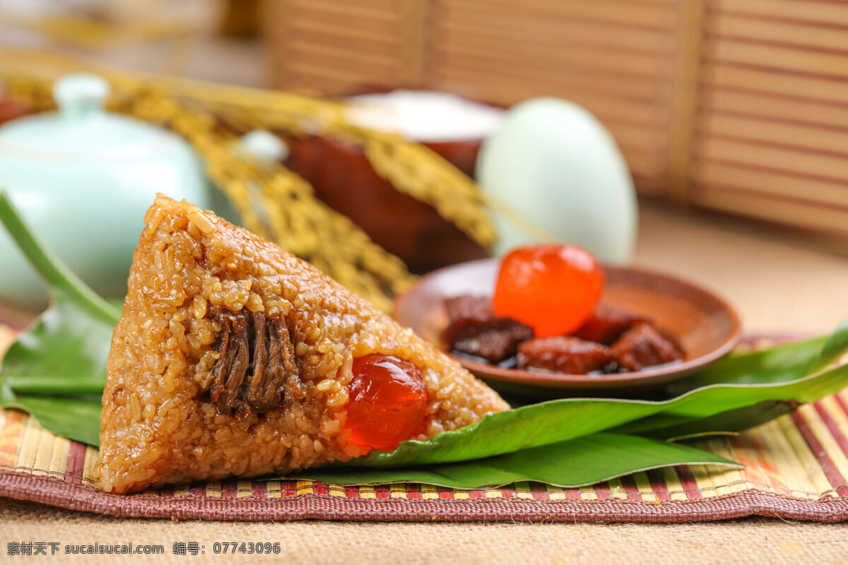 粽子 江南風味 嘉興粽子 甜味咸味俱備 粽子真空包裝 精選原料 餡料豐富 端午禮盒 送禮自用 嘉興特產(chǎn) 鮮肉粽牛肉粽 紅燒排骨 粽紫薯粽 桂花豆沙粽 美食粽子 餐飲美食 傳統(tǒng)美食