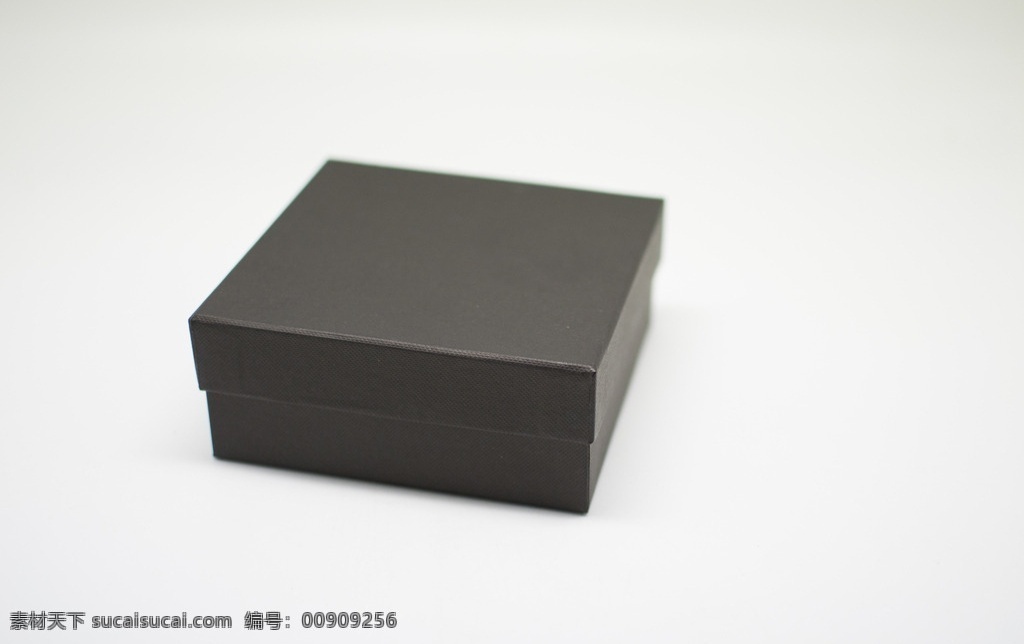 礼品盒 盒子 礼品包装盒 方形黑色盒子 包装 生活百科 生活素材