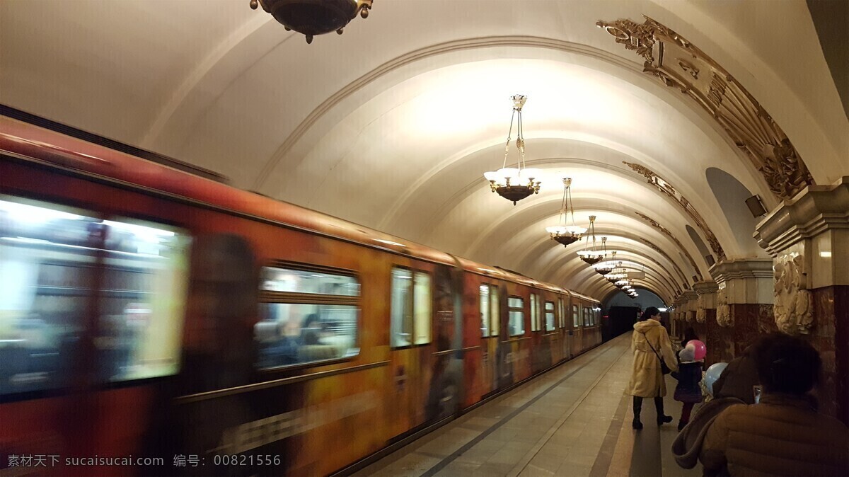 莫斯科 地铁 移动 列车 旅游 欧洲建筑 最漂亮地铁 地下艺术殿堂 冬季俄罗斯 旅游摄影 国外旅游