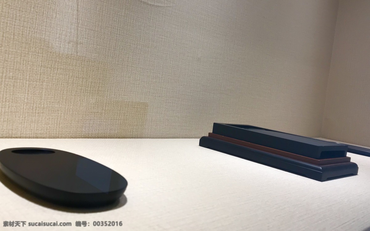 歙县砚台 砚台 石头 歙砚 展览 石砚 文房四宝 徽州 雕刻 匠人 技艺 布料 文化艺术 传统文化