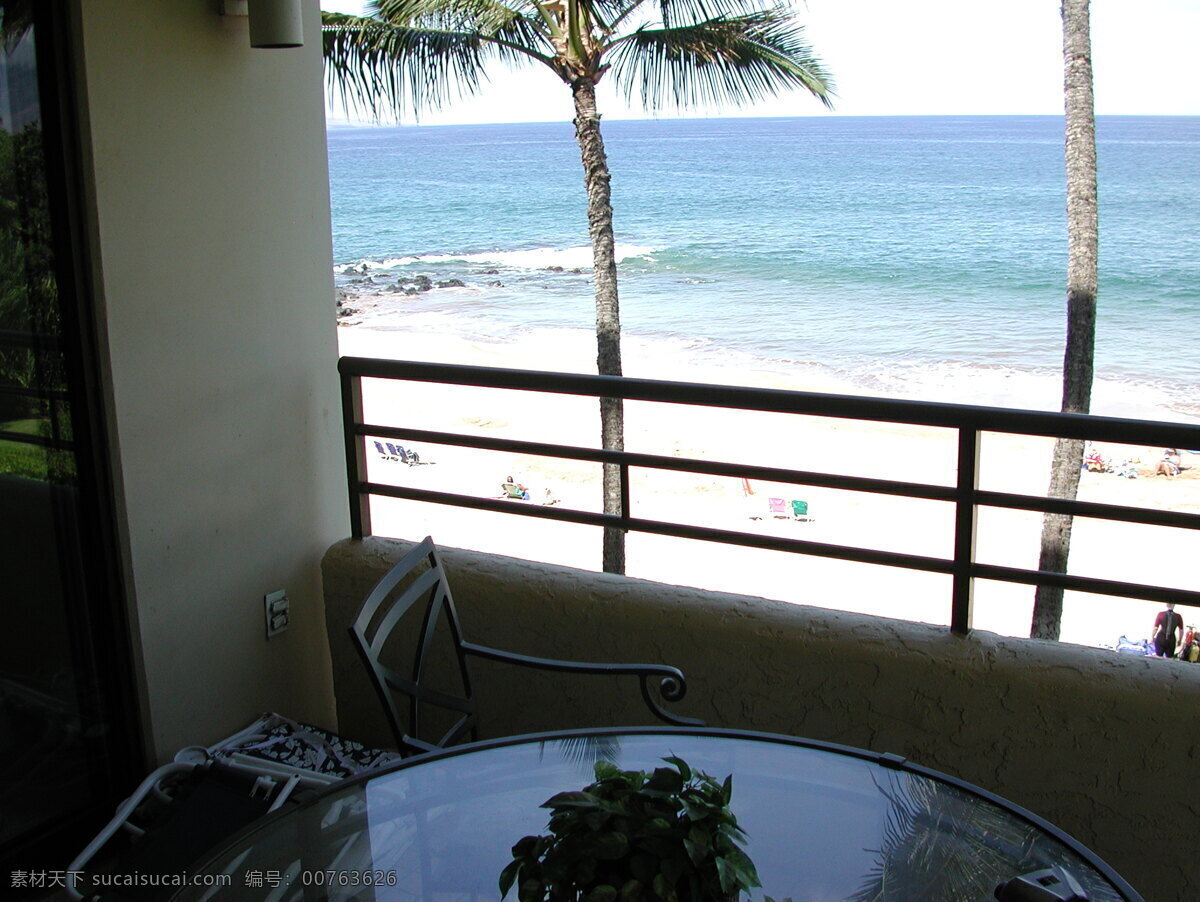 海滩 建筑园林 栏杆 蓝色大海 室内摄影 夏威夷 阳台 夏威夷观景房 棕榈树 桌子 椅子 白色沙滩 psd源文件