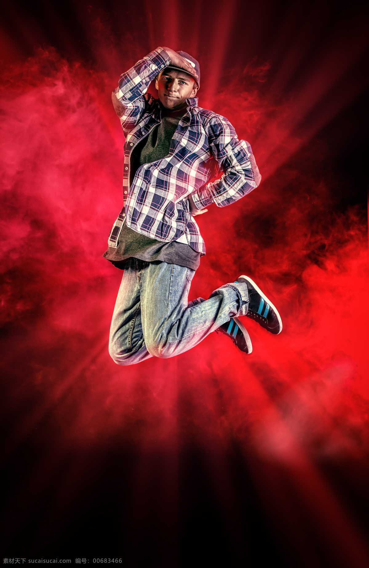 跳跃 男舞者 街舞 嘻哈 舞蹈 舞者 男人 男孩 红色烟雾背景 表演 其他人物 人物图片