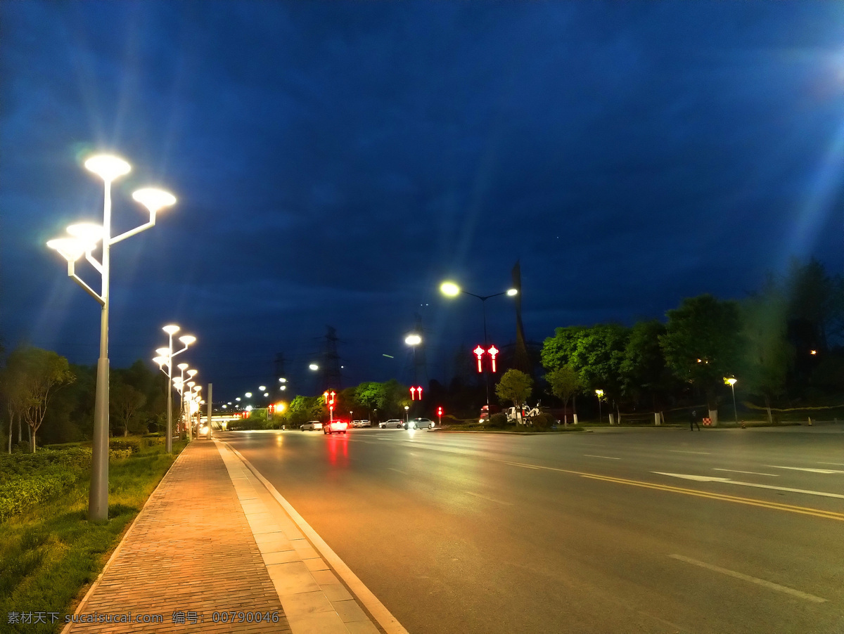 夜色 下 城市 街道 灯光 夜空 道路 树木 建筑景观 自然景观