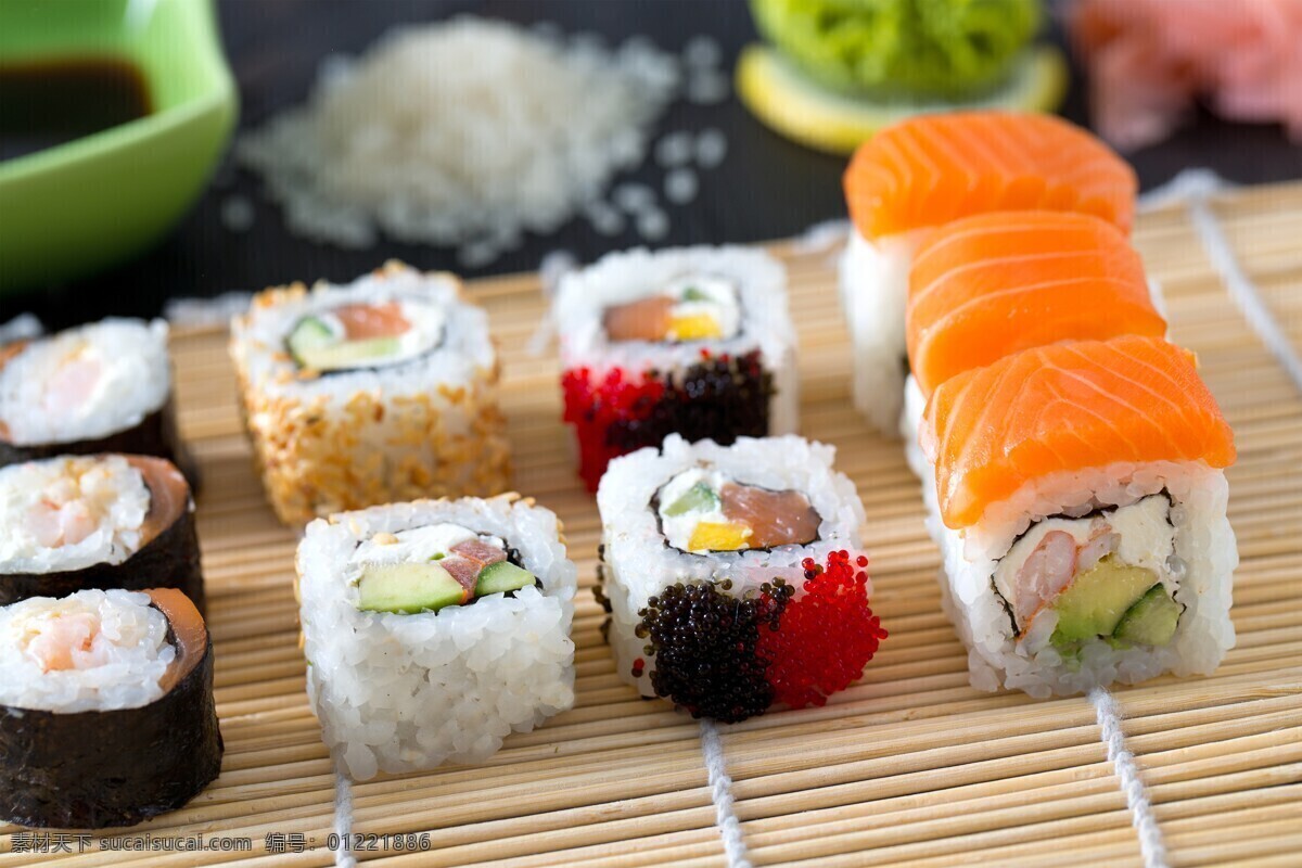 日本寿司图片 鱼 卷 花 日本 寿司 海鲜 东方 新鲜 午餐 三文鱼寿司 日本美食 日本小吃 料理店 餐饮美食
