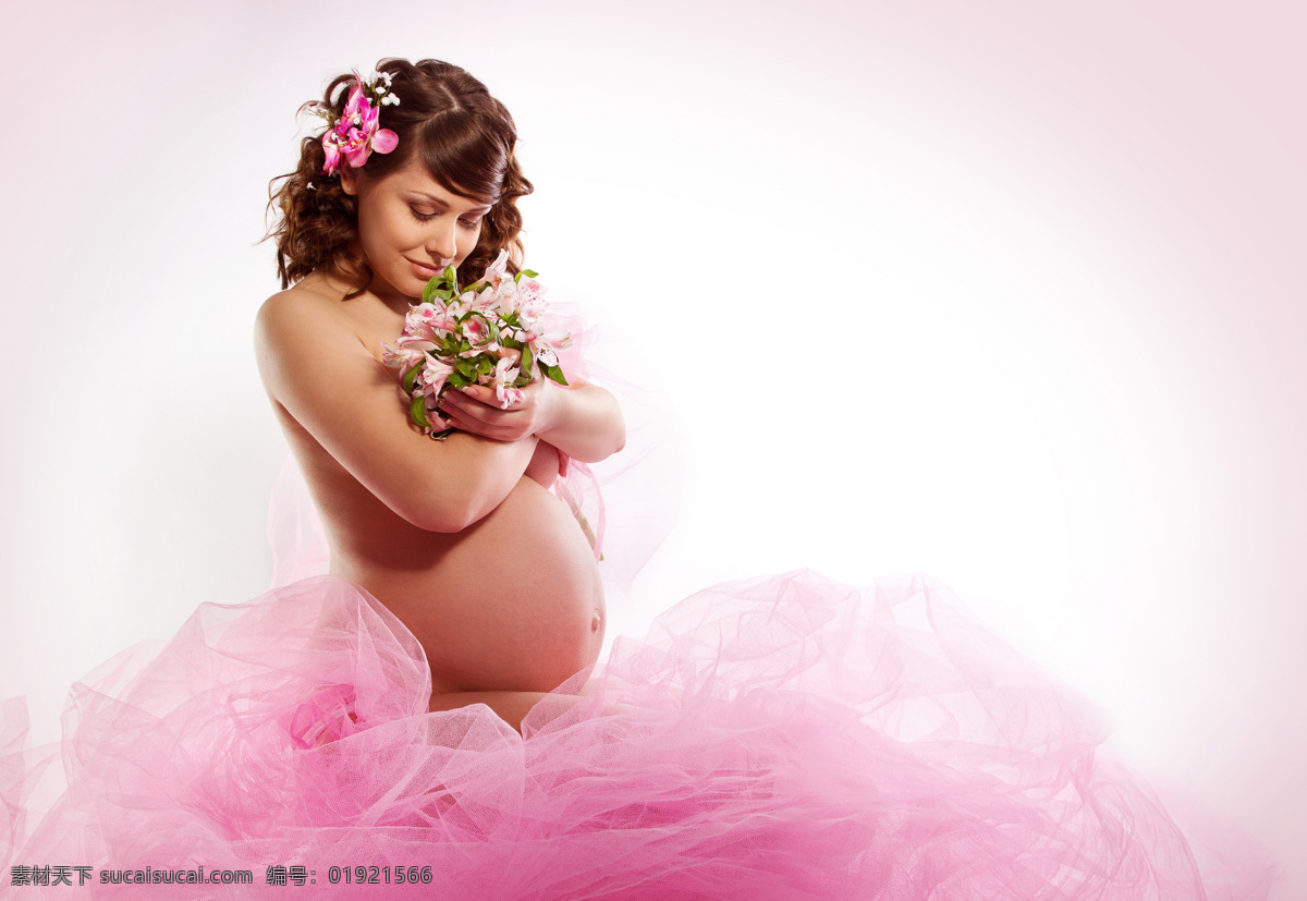 孕妇 写真 怀孕的女人 欧美女人 女性 性感 待产 祼体 准妈妈 隆起的腹部 胎教 母爱 母性 美女图片 人物图片