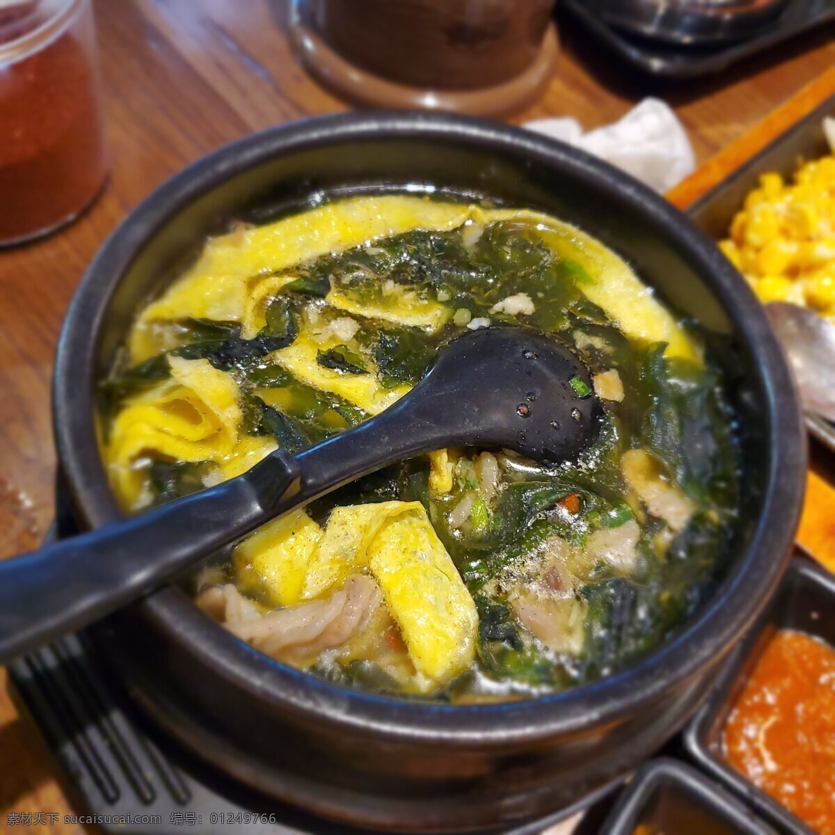 韩式 汤 海带 大酱汤 味 增 韩式汤 海带汤 味增汤 朝鲜 餐饮美食 传统美食