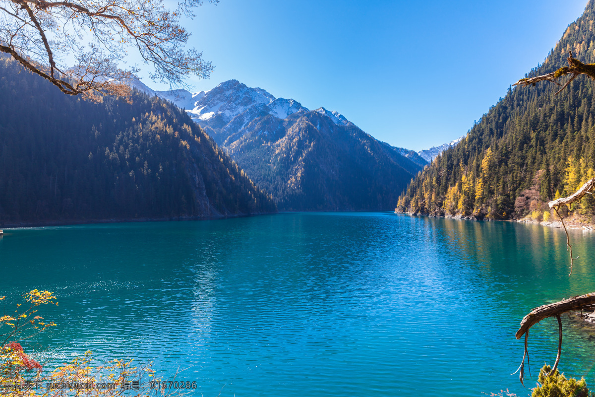 美丽 湖面 风景摄影 湖水 山峰 雪山 湖泊风景 湖面倒影 美丽风景 美丽景色 自然风光 美景 山水风景 风景图片