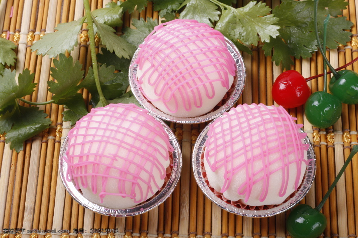 面包 蛋糕 甜点 草莓 生鲜 食品 摄影图片 西餐美食 餐饮美食