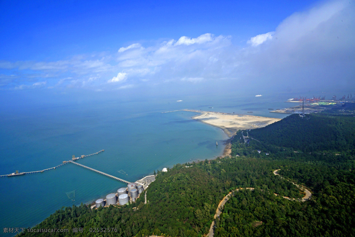 北海北部湾 海岸鸟瞰图 大海 蓝天 海洋 海岸 礁石 港湾 北海 涠洲岛全景图 岛屿 涠洲岛 广西 天空 白云 海湾 美丽北海 北海公益广告 北海风光 北海涠洲岛 北海老街 星岛湖 北海海底世界 北海印象 魅力北海 北海旅游 北海小吃 畅游北海 北海特产 北海美食 北海旅行 风景摄影 自然景观 自然风景