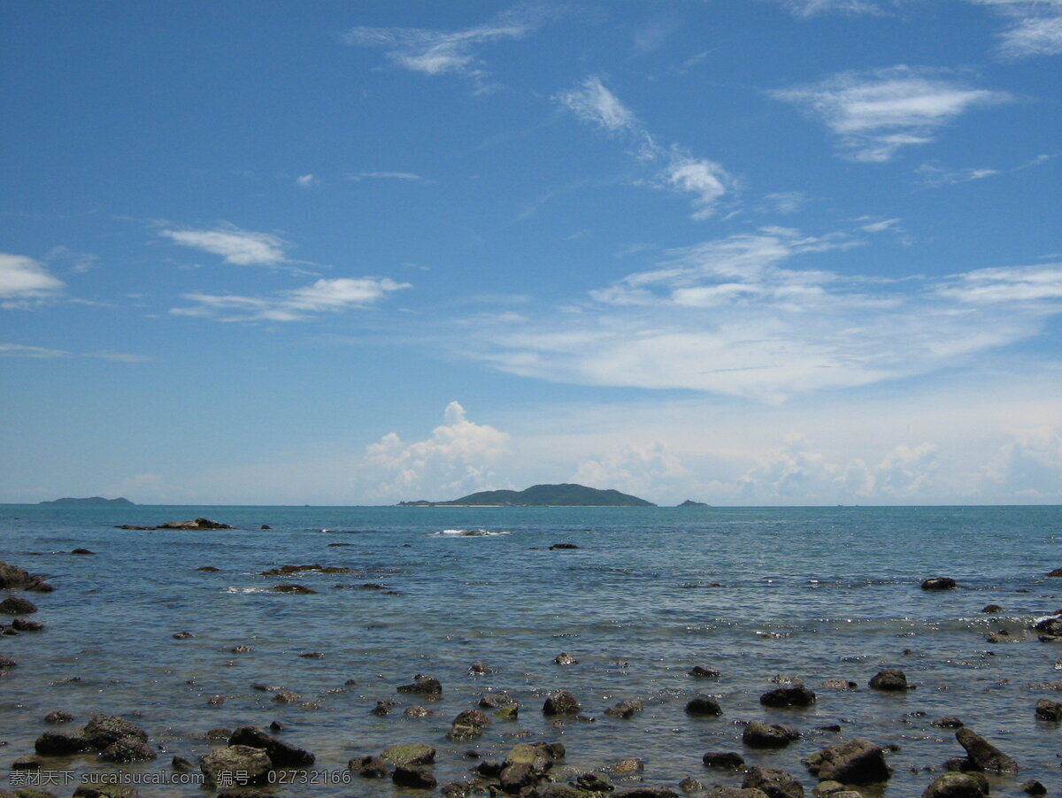 海景 白云 大海 海边 海滩 礁石 景 蓝天 旅游 沙滩 椰子树 夏天 夏日 清凉 阳光 自然风景 自然景观 psd源文件