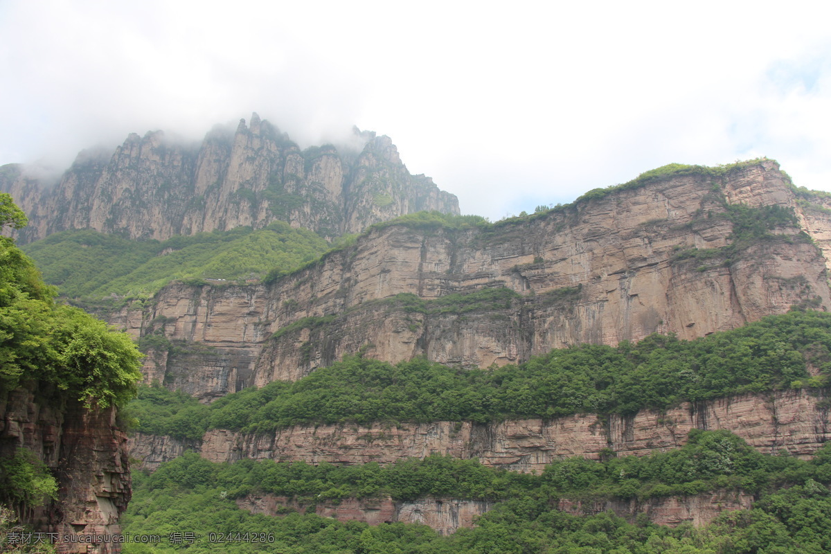 万仙山 新乡 辉县 太行山 悬崖 峭壁 郭亮 南太行 太行美景 太行山脉 太行远景 远山 盘山公路 自然景观 风景名胜