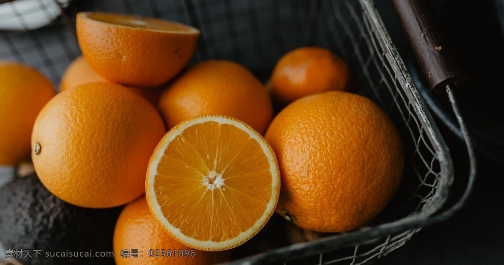 橙子 切开 香橙 切开的橙子 桔子 橘子 新鲜橘子 新鲜桔子 新鲜橙子 橘树 橘子树 桔子树 剥开的桔子 剥开的橘子 橘子果肉 桔子果肉 桔汁 橘汁 水果 背景 柑仔 柑子 柑儿 美味橘子 果蔬干果 生物世界