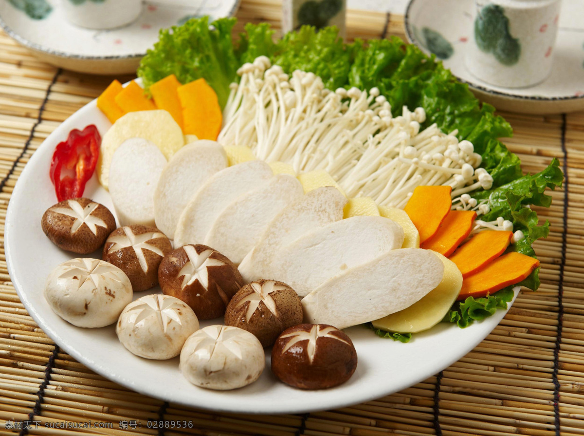 蔬菜拼盘 蔬菜 香菇 评估 金针菇 胡萝卜 生菜 餐饮美食 食物原料