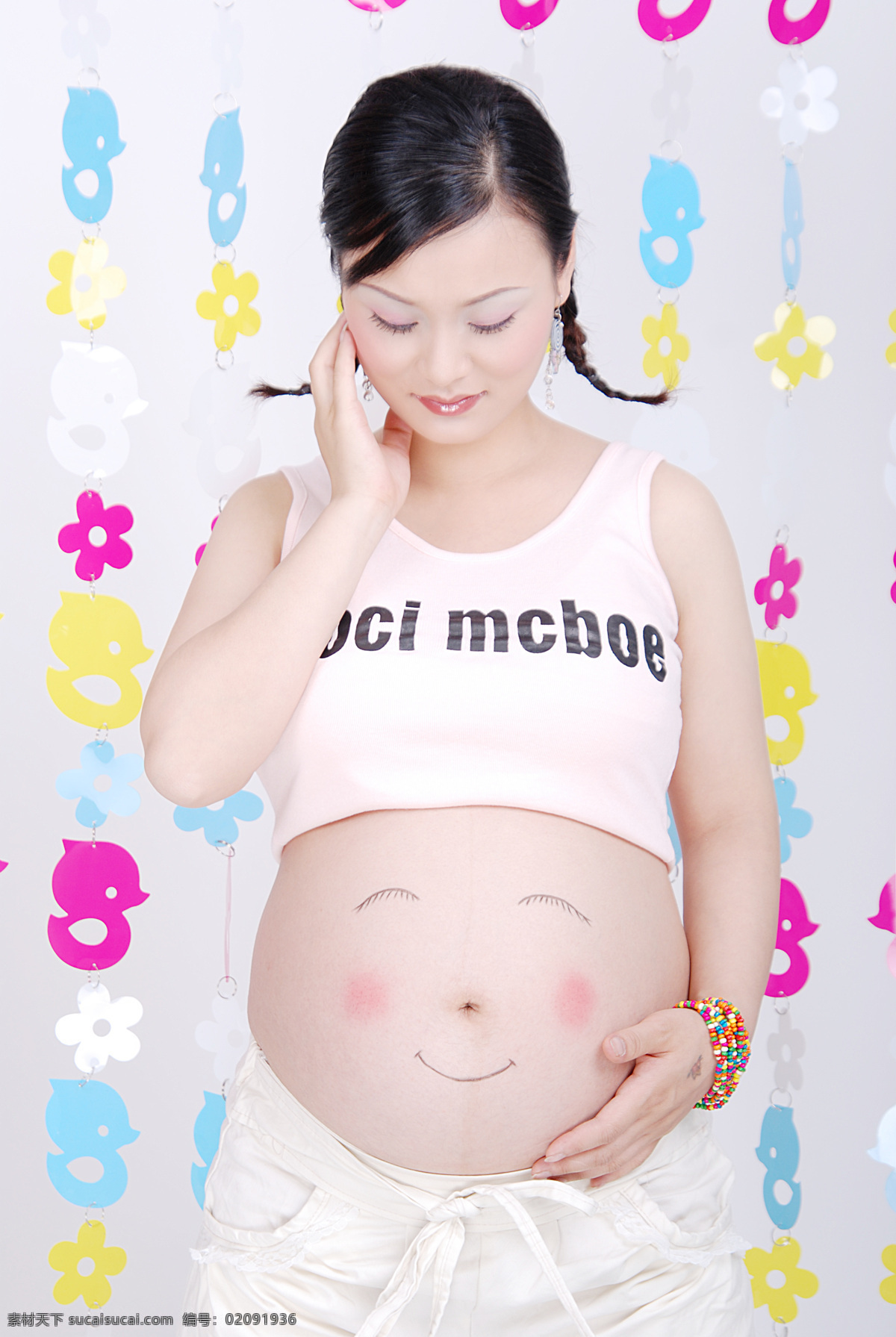 孕妈咪 怀孕妈妈 孕妇 大肚子 彩绘 高清晰 人物图库 女性女人 摄影图库