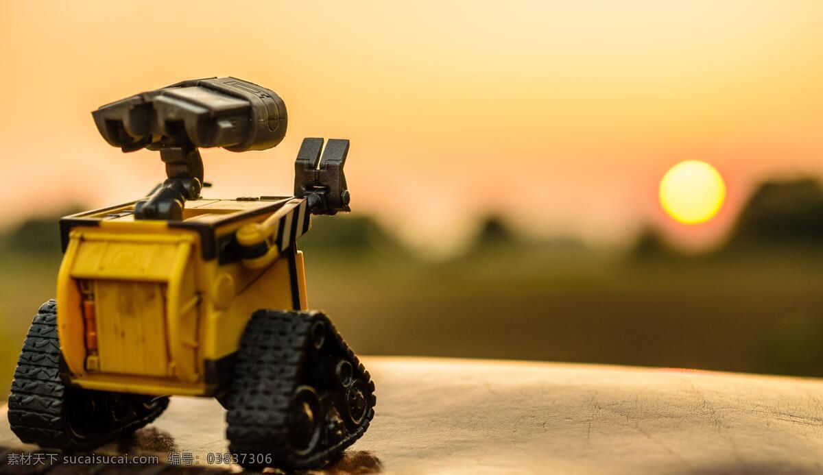 瓦利 机器人 夕阳 照样 阳光 皮克斯 动画 模型 玩具 机器 背影 生活百科 生活素材