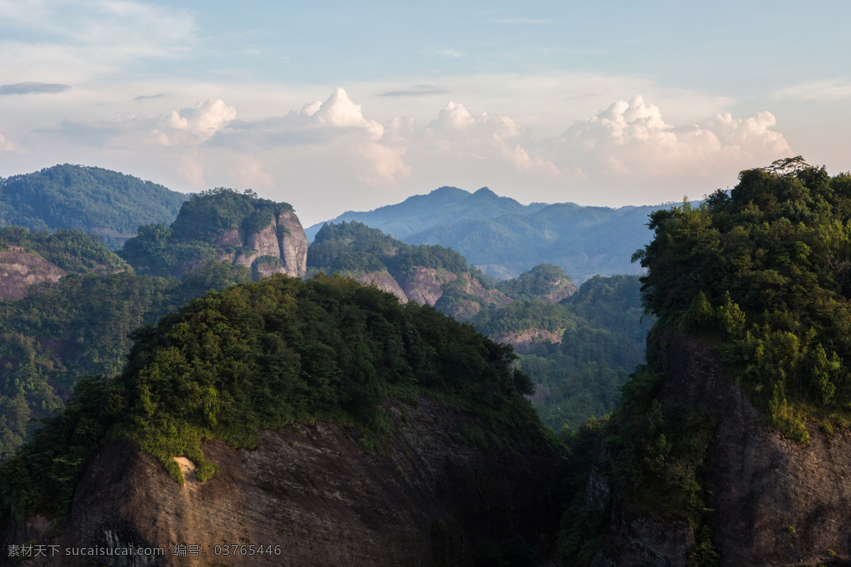 武夷山风景 武夷山 福建 山峦 树 蓝天 旅游摄影 国内旅游