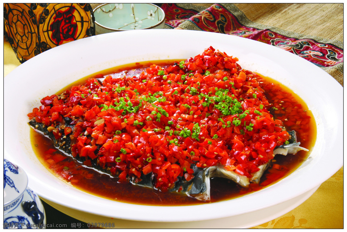 剁椒鱼头图片 剁椒鱼头 美食 传统美食 餐饮美食 高清菜谱用图