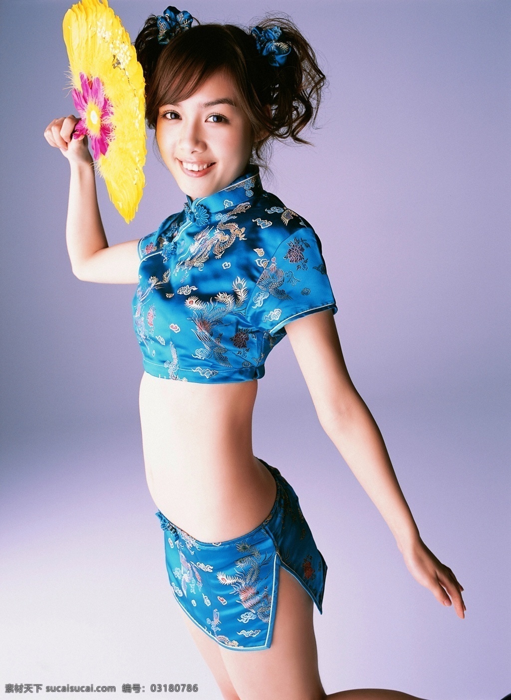 陈怡旗袍03 东方 美女 服装 高清 写真 棚拍 美人 样片 丽人 旗袍 女孩 丝绸 陈怡 明星 偶像 明星偶像 人物图库