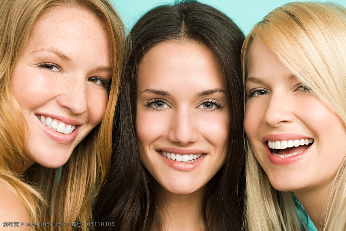 三个 开怀大笑 外国 女孩 牙齿 姐妹 开心 喜悦 双眸 淡妆 养颜 美容 化妆品 人物 完美肤质 广告美女 高清摄影 模特 国外美女 人物图库 高清图片 美女图片 人物图片