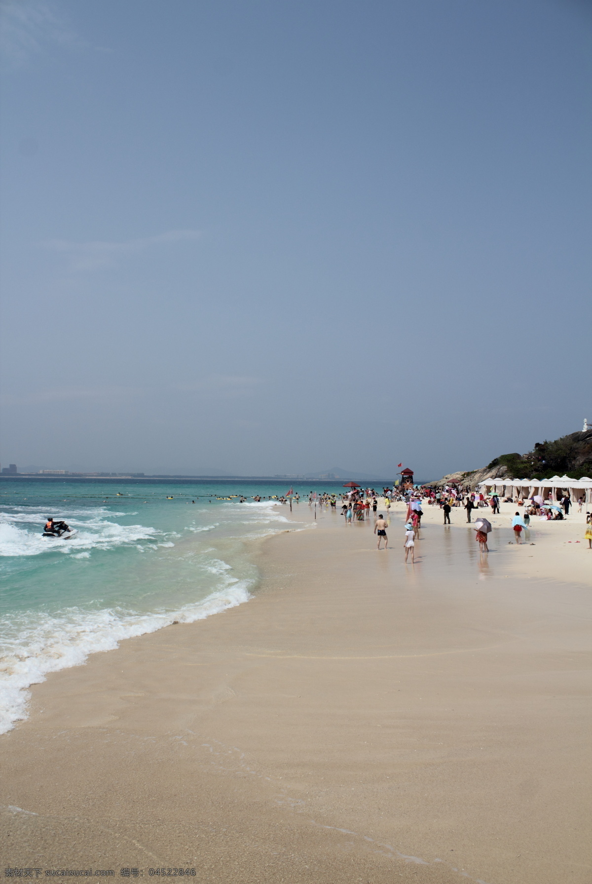 波涛 纯净 冬季港口 高清 国内旅游 海浪 海南 海水 蜈支洲岛海滩 三亚 蜈支洲 沙滩 海滩 白沙 细沙 深蓝 浅蓝 瑰丽 漂亮 远山 遮阳棚 游人 嬉戏 游泳 蜈支洲岛 旅游摄影 psd源文件