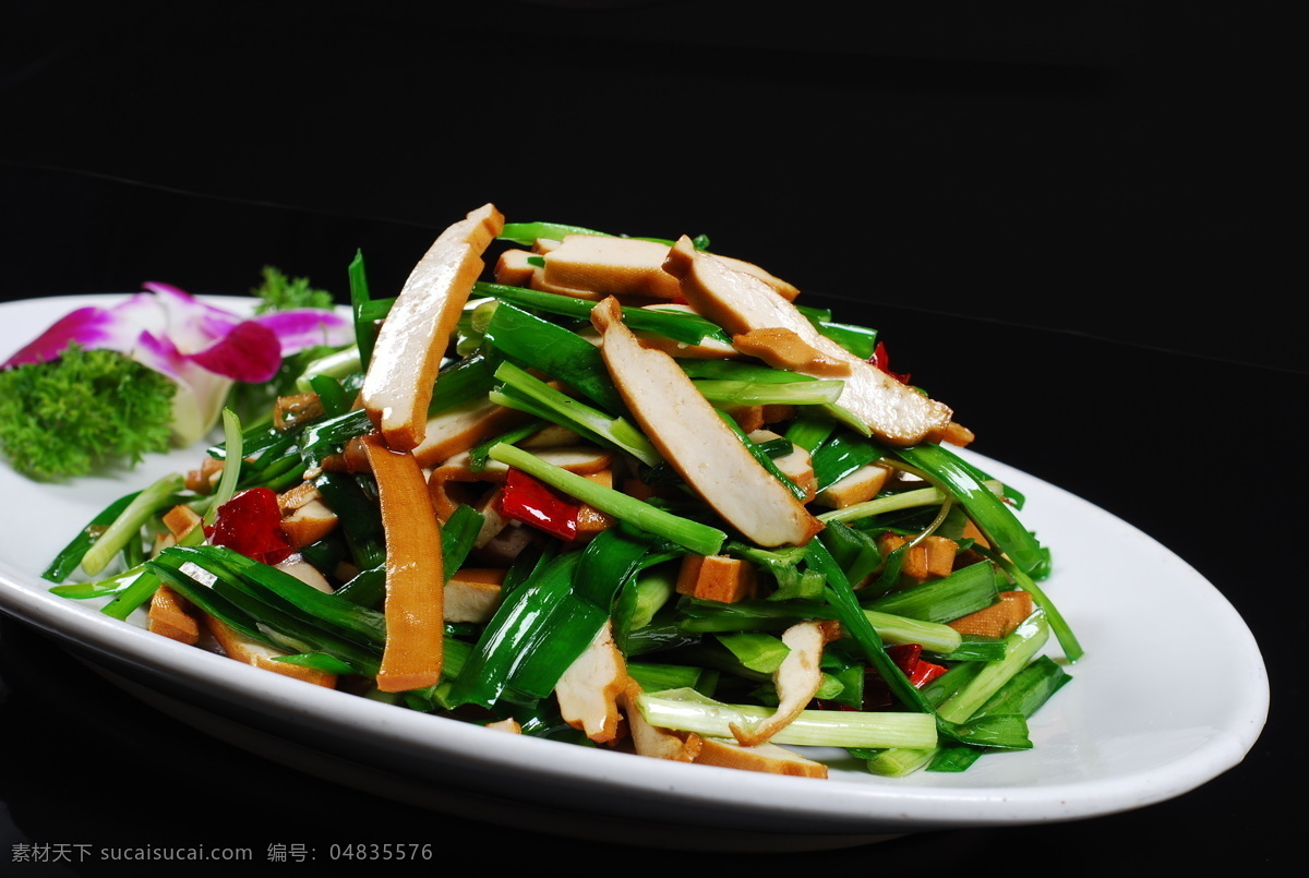 韭菜炒香干 香干 韭菜 热菜 陕北菜 川菜 传统美食 高清菜谱用图 餐饮美食