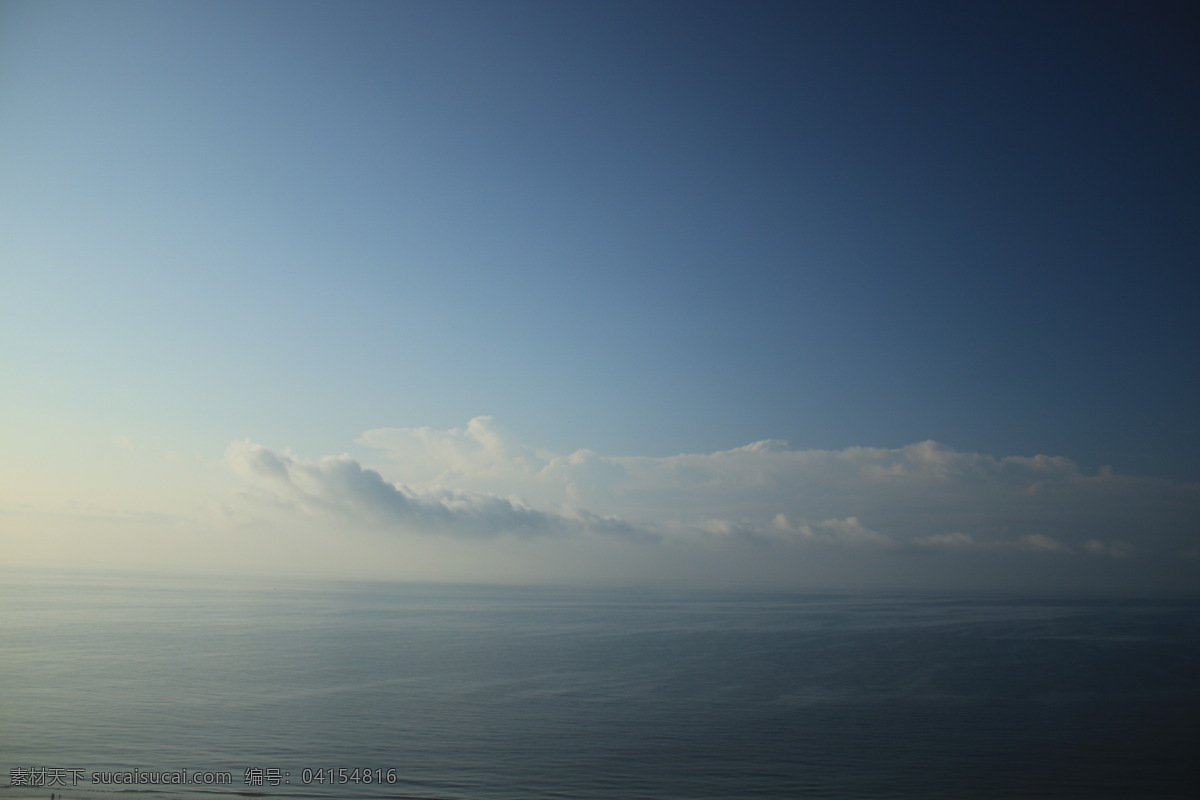 蓝色彩云 海边 云团 海水 蓝色 透明 小清新 看不到边 无边 暗角 日出 阳江 第一张 自然景观 自然风景