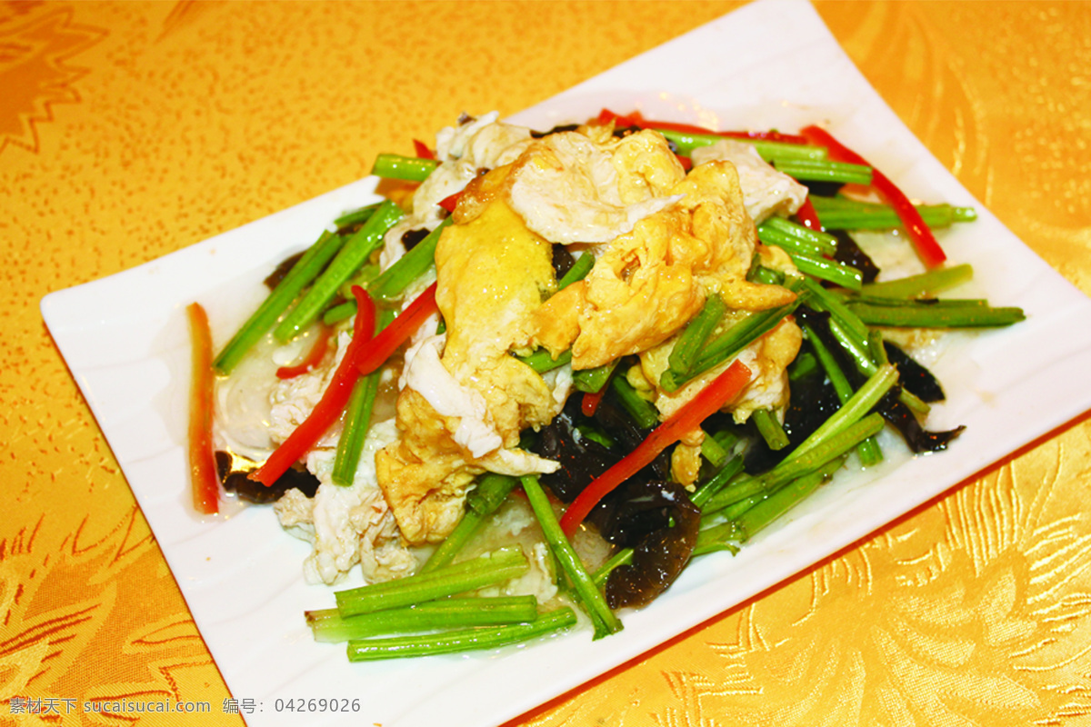 木须菠菜 木耳 菠菜 鸡蛋 红青椒丝 美食 传统美食 餐饮美食