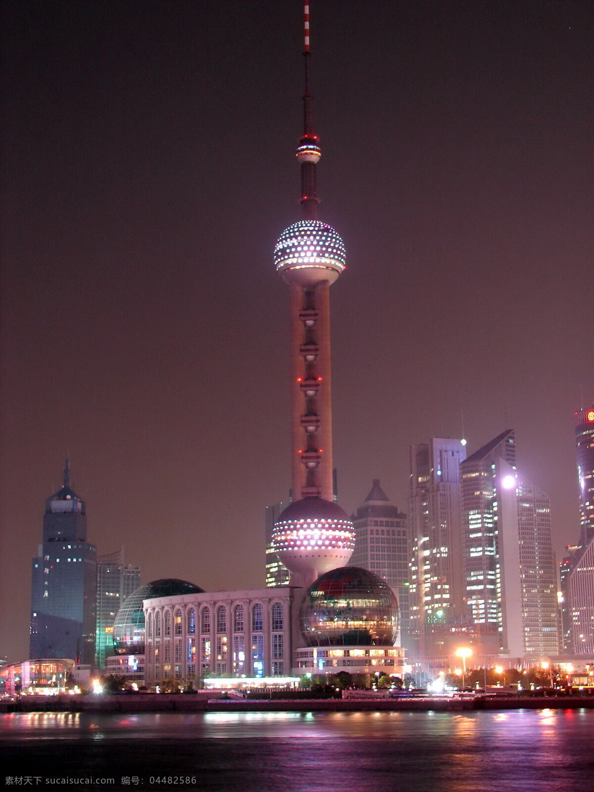 上海 夜景 度假休闲 城市 建筑 高楼 大厦 休闲度假 城市夜景 上海夜景 东方明珠塔 灯影 建筑景观 海 旅游摄影 城市风光 环境家居
