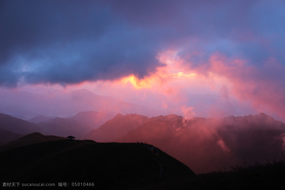 霞光 武功山 武功山风光 武功山风景 武功山日出 武功山云海 武功山晚霞 落日 山峰 山 旅游摄影 国内旅游