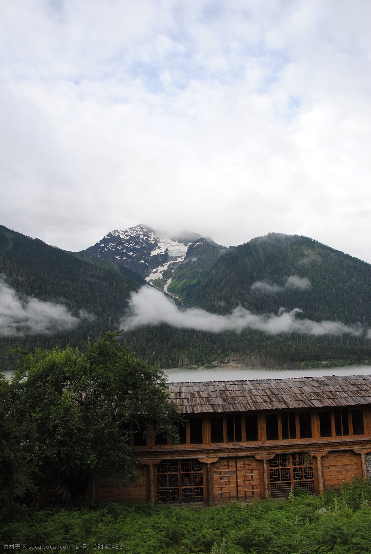 西藏 风景 湖 天空 雾 雾气 西藏风景 雪山 远山 雾蔼 水 生活 旅游餐饮