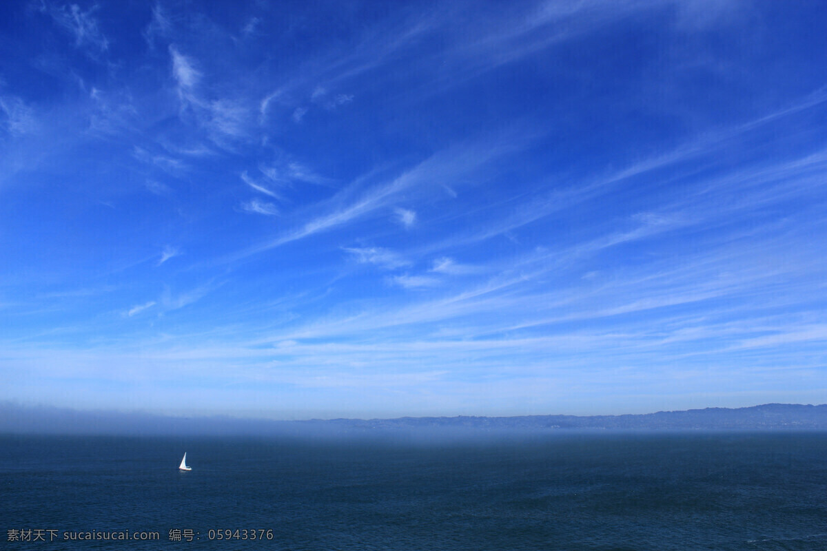 大海蓝天 大海 蓝天 帆船 白云 海天一色 自然景观 自然风景