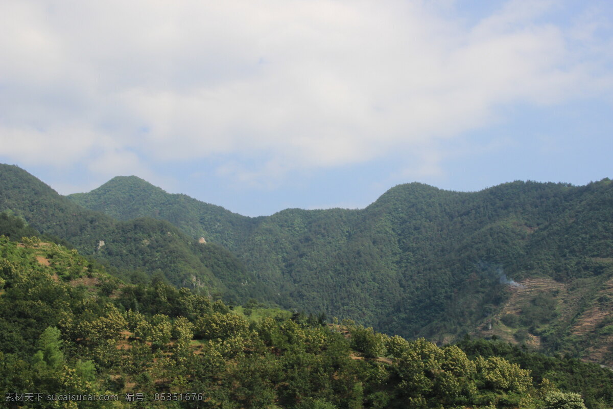 徽杭古道 徒步旅游 蓝天 山峰 通道 古道 交通 奇峰异石 自然保护区 自然景观 风景区 绿树葱茏 风景 旅游摄影 国内旅游