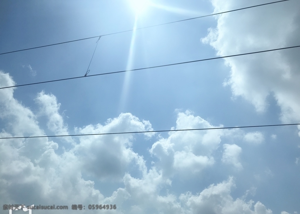 阳光天空 阳光 蓝天 白云 天线 发光 自然景观 山水风景