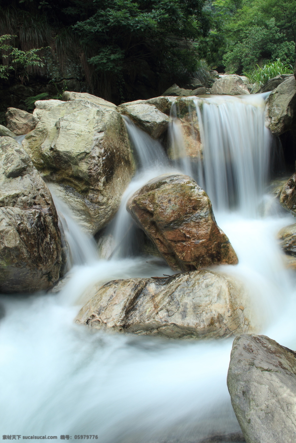 细水长流 瀑布 水 小溪 石头 山 山水风景 自然景观