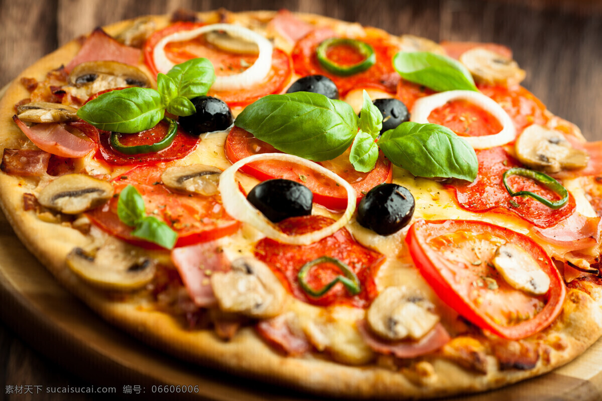 披萨 香肠披萨 美味披萨 法式披萨 经典披萨 餐饮美食 西餐美食