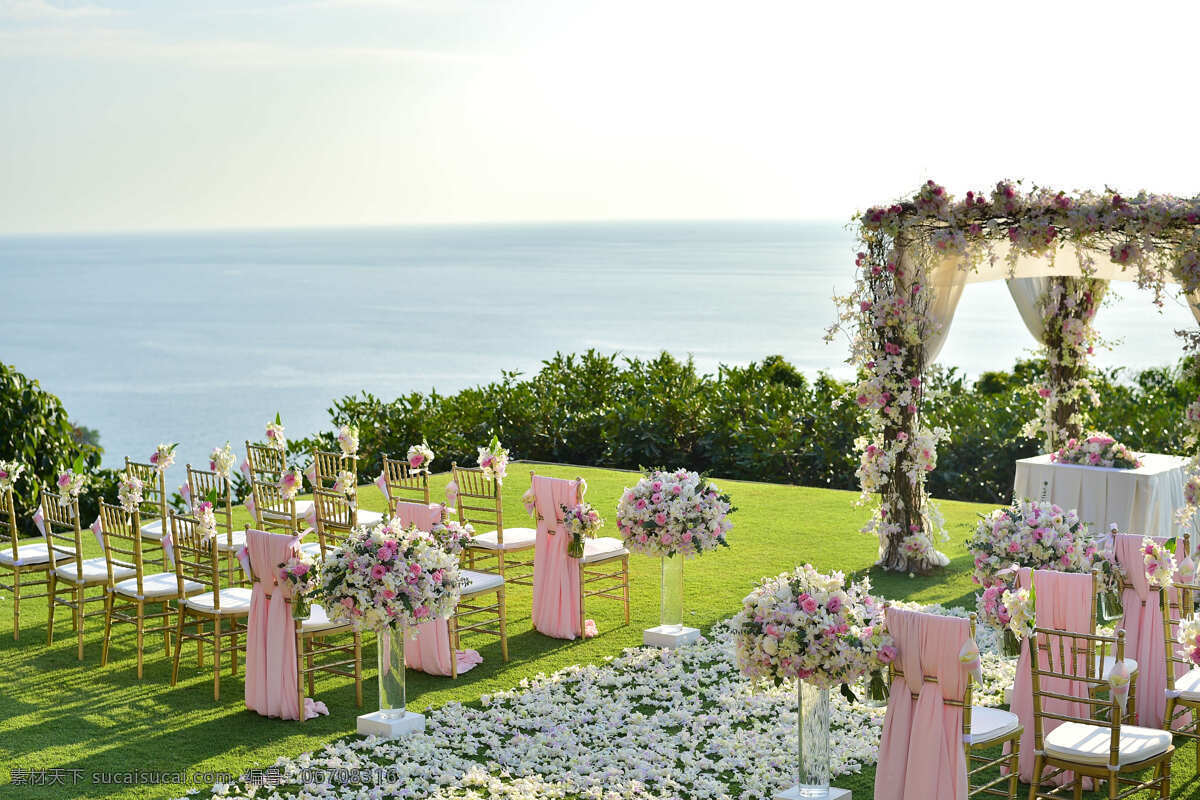 浪漫婚礼现场 海洋 海边 婚礼 浪漫 鲜花 地毯 西式 爱情 奢华 文化艺术 节日庆祝