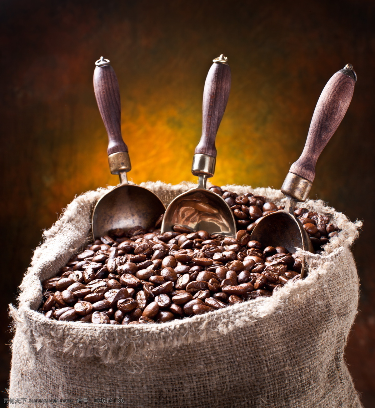 勺子 咖啡杯 休闲饮料 美食 咖啡 咖啡豆 袋子里咖啡豆 布袋 布袋咖啡豆 咖啡和点心 各种 甜点 黑色