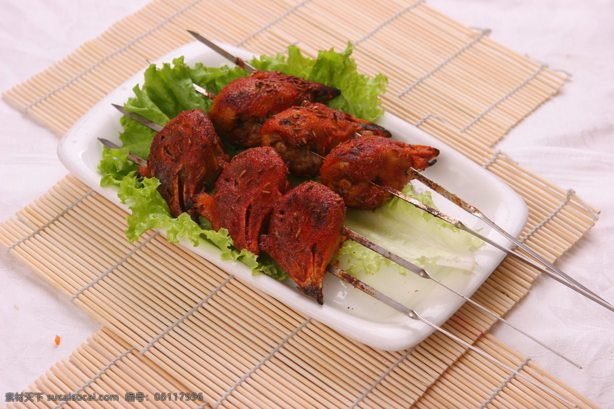烤鸡头 烤肉 烧烤 鸡肉 鸡头 肉类 韩式 韩餐 传统美食 餐饮美食