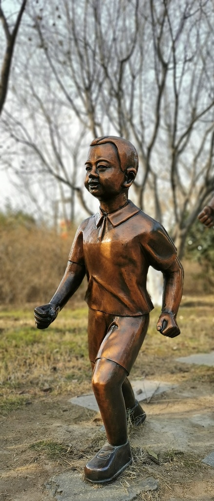人物雕塑图片 人物雕塑 铜雕塑 运动人物雕塑 公园雕塑 园林设施 建筑园林 雕塑