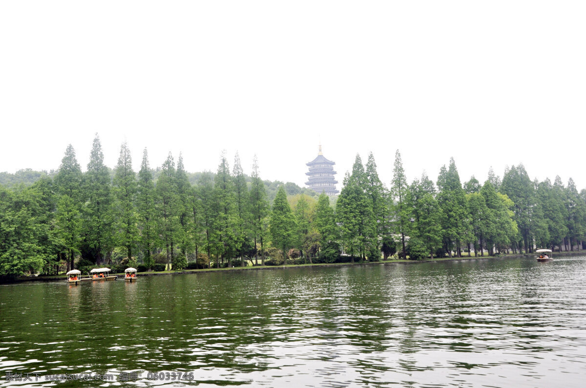 雷峰塔 西湖 树木 湖边 湖水 游船 波光粼粼 摄影作品 绿色 春天 山水风景 自然景观 白色