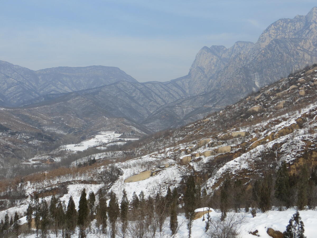 登封 玉寨山雪景 嵩山 少室山 玉寨山 山峦 树木 白雪 三皇寨景区 嵩山风光 旅游摄影 自然风景