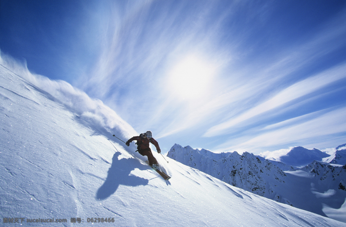 雪地 里 滑雪 男人 滑雪运动员 滑雪场风景 滑雪公园风景 雪地风景 美丽雪景 体育运动 滑雪图片 生活百科