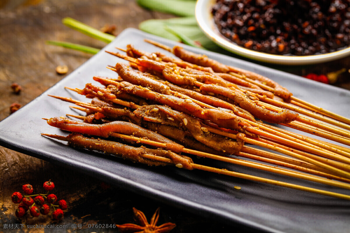 鸭肠串串 烤鸭肠 鸭肠 美食 美味 舌尖美食 中华美食 传统美食 烧烤 烤串 餐饮美食