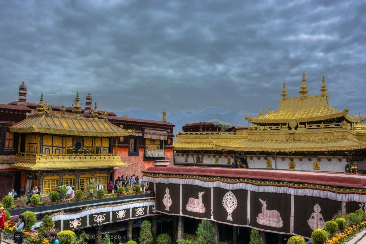 大昭寺 寺庙 西藏 僧人 建筑园林 建筑摄影