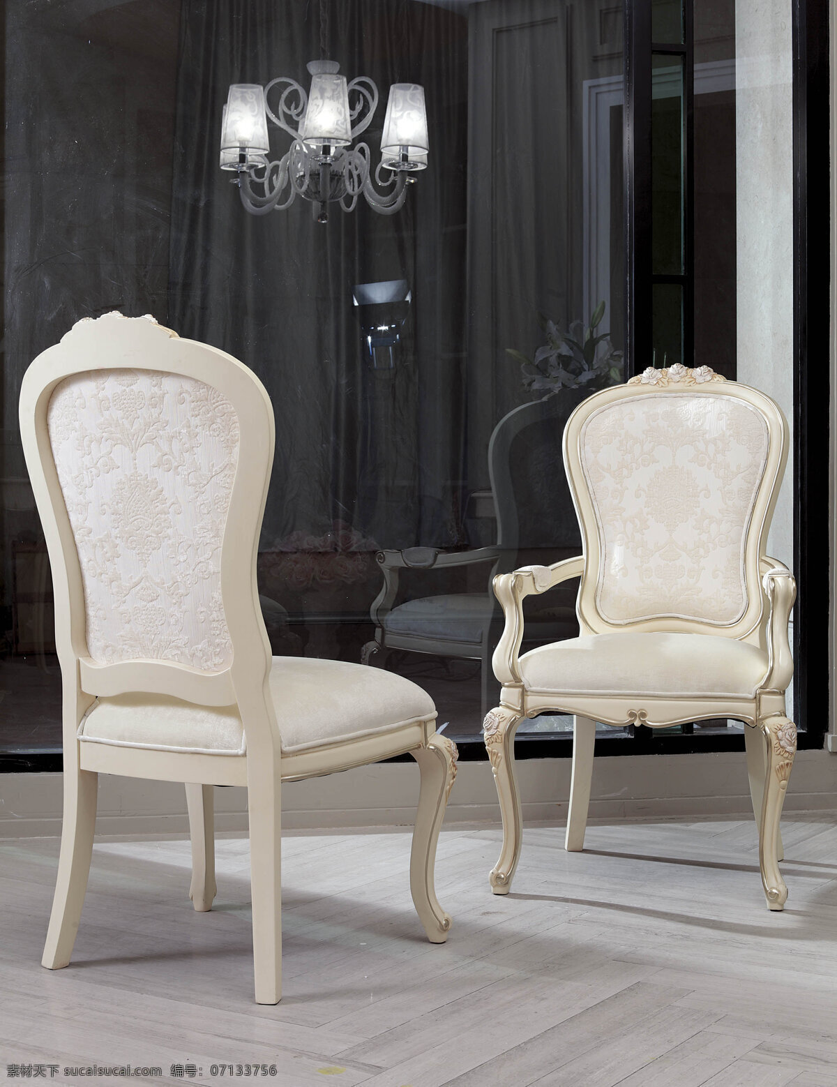 雕花 家居生活 家具 玫瑰 欧式 生活百科 椅子 白色 扶手椅 温莎情缘 高端品牌 家居装饰素材