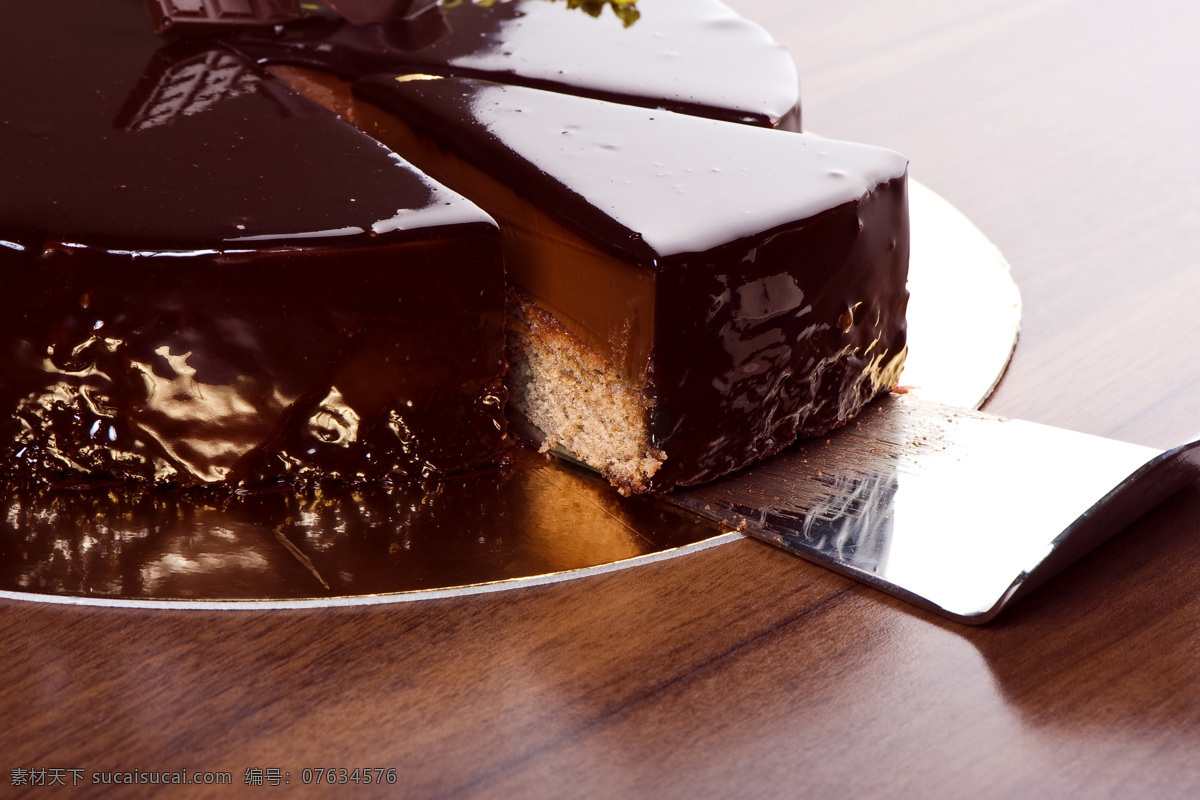 高清 蛋糕 蛋糕摄影 美食 食物 巧克力 巧克力蛋糕 生日蛋糕图片 餐饮美食