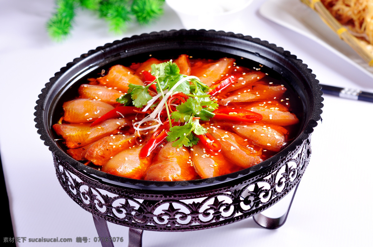 干锅鱼 美食 食品 烹饪 饮食 美味 中餐 美食诱惑 绿色食品 健康食品 餐饮美食 传统美食