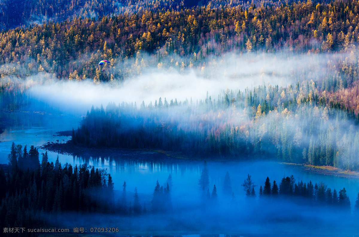 新疆 神仙湾 风景 新疆风景 湖水 树林山 云雾 秋景 自然景观 山水风景