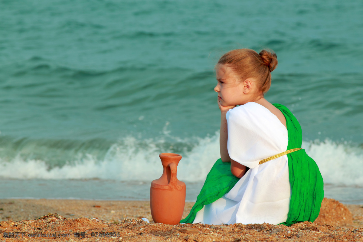 海边 小女孩 陶罐 大海 海边风景 海滩风景 器皿 陶罐摄影 希腊土罐 其他类别 生活百科 青色 天蓝色