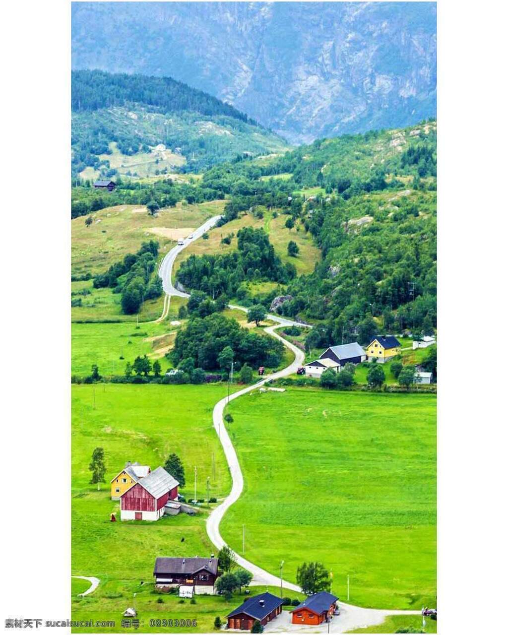 绿地 中间 小路 乡间小路 山下的小路 小路拍摄 小路摄影 小路旅游 旅游摄影 人文景观